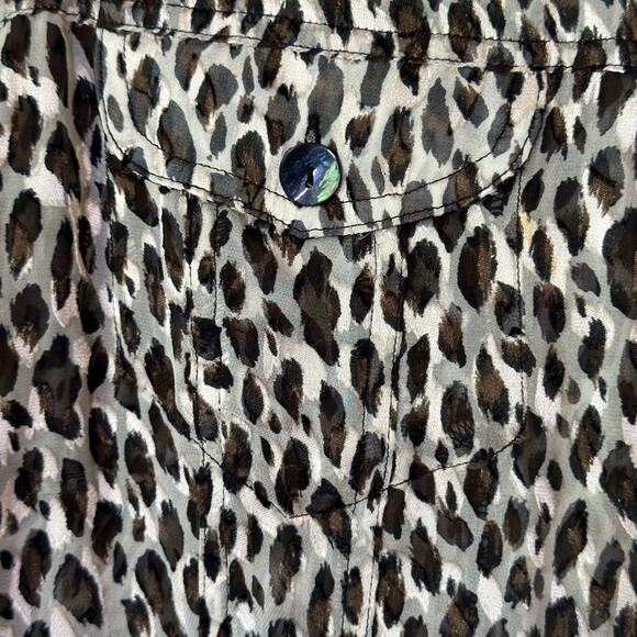 Chicos Medium Top Leopard Dreams Liana Button Up Sheer Silk Blend Chic Elegant - Picture 5 of 9